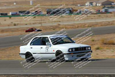 media/Oct-01-2022-Team Topak Racing (Sat) [[f860fb51be]]/2-Inter Low 2/session 1 turn 3/
